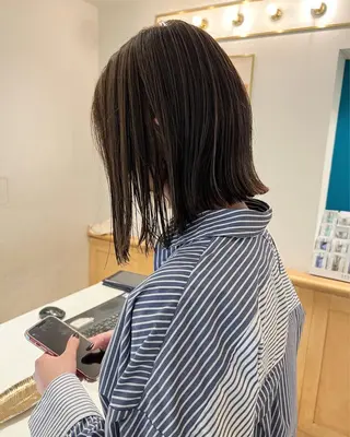 ミディアム カラー ハイライトカラー MINAMIのヘアスタイル