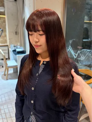 ロング カラー レイヤー/手書きネイ ルCOCORO 🎀のネイルデザイン