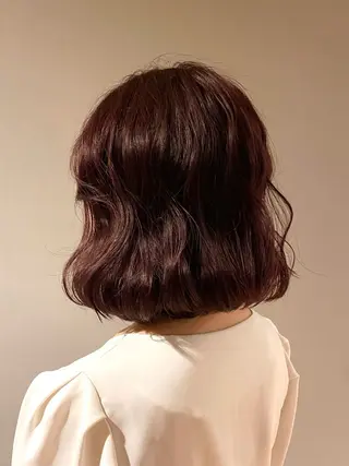 ミディアム カラー minami ハイトーン/レイヤーのヘアスタイル