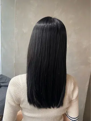 ロング カラー 佐藤 紗奈のヘアスタイル