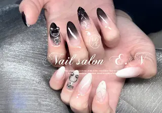 ネイル E.N🦋 長さ出し/持ち込みのネイルデザイン