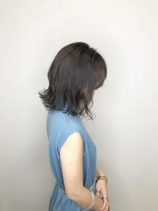 ミディアム レイヤー×縮毛矯正 深見 拓のヘアスタイル