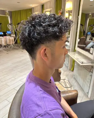 パーマ メンズ メンズパーマ特化🔥 ツイスパ/シャドウのヘアスタイル