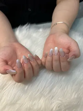 ミディアム Bonheur 【ボヌール】のネイルデザイン