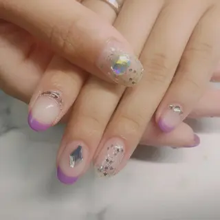 ネイル ネイルサロンエクラ 🫧Shizukaのネイルデザイン