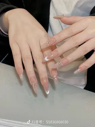 ネイル Minn ANA.CHUOのネイルデザイン