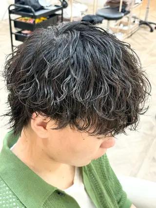 ショート パーマ メンズ パーマ職人DAIKI ツイスパ/波巻きのヘアスタイル