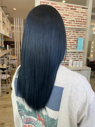 ロング カラー Crén by marie 真嘉比店所属・東恩納 誠のヘアスタイル