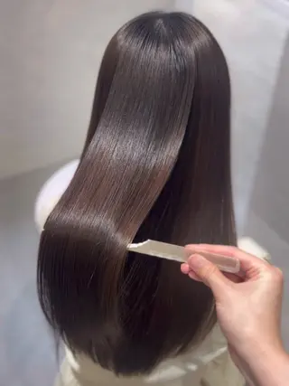 ロング パーマ suzuka/透明感 カラー 美髪縮毛矯正のヘアスタイル