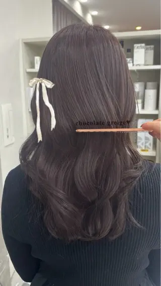 カラー 藤原 亜美果のヘアスタイル