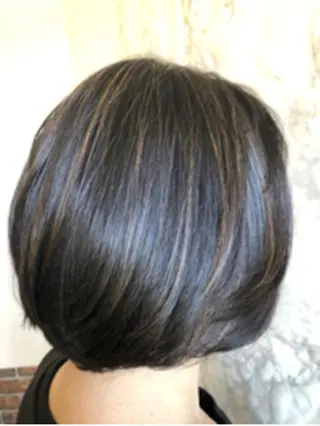 ショート 髪質改善美容師🐥 艶だし職人/薄野大輔のヘアスタイル