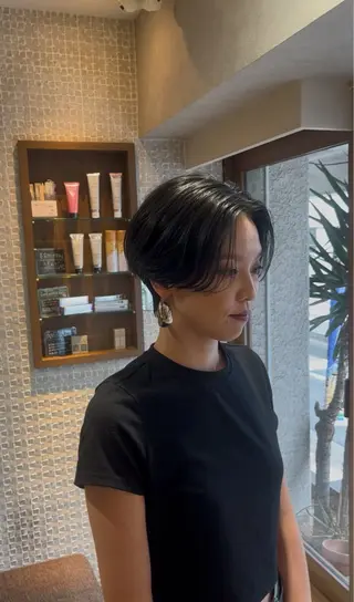 ショート 👑毛流れ、艶髪◉ 縮毛矯正錦糸町ヒガシのヘアスタイル