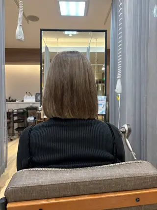 カラー 萩原 藍のヘアスタイル