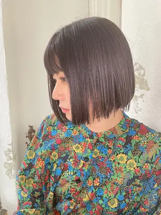 ミディアム カラー fio マナミのヘアスタイル
