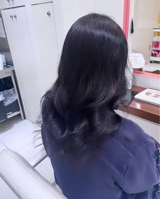 セミロング カラー 似合わせ 垢抜け🌟 AKINOのヘアスタイル