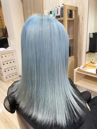 ミディアム カラー 🌈派手髪ハイトーン 🌈鈴木亮太🌈のヘアスタイル