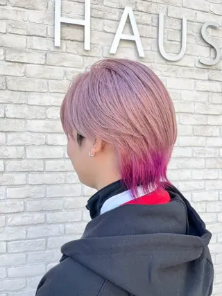 ショート カラー ハイトーンカラー シールエクステのヘアスタイル