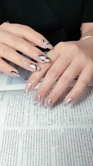 ネイル 💅E•U•B NAIL🌹所属・横浜市中区曙町 ネイルE·U·Bのネイルデザイン