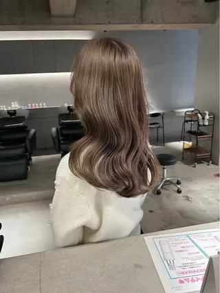ロング 大石 明葉のヘアスタイル