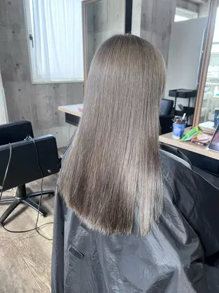 ミディアム サニーサイド大名 ダブルカラー髪質改善のヘアスタイル