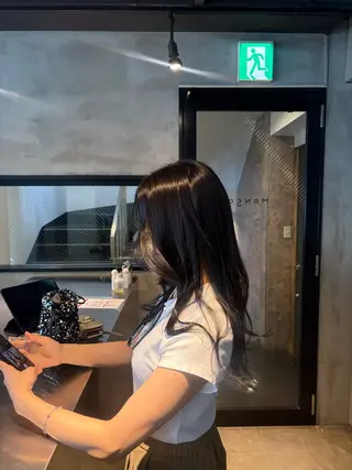 ロング 透明感・美髪 monsoワニベユナのヘアスタイル