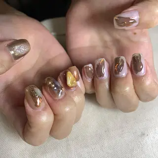 ネイル repos~ルポ~所属・里見 麗のネイルデザイン