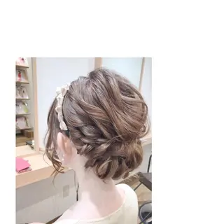 ヘアアレンジ GRANLUSSO 〜グランルッソ駅前店所属・木口 嘉美のヘアスタイル