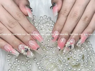 ネイル July モモのネイルデザイン