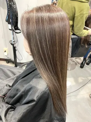 セミロング Bear(ベア)所属・KYOKO 【Bear】のヘアスタイル