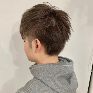 ショート カラー パーマ メンズ 加藤 綾華のヘアスタイル