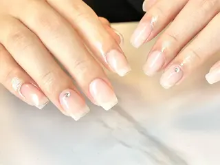 ロング ネイリスト シンのネイルデザイン