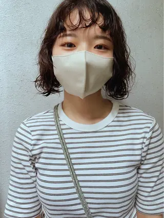 ミディアム パーマ 渡辺 良城のヘアスタイル