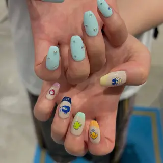 ネイル YURIN 𓈒ㅤׂ 𝜗𝜚のネイルデザイン