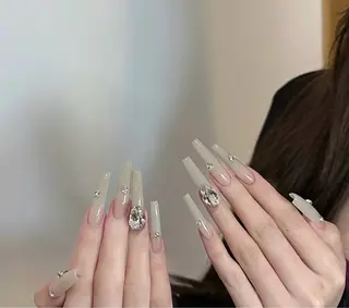 ネイル UniqueNail 長さだし専門店のネイルデザイン