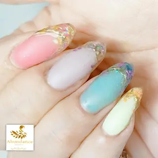 セミロング ネイル 完全予約制個室サロン Abundancesのネイルデザイン