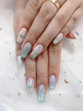 ネイル ジョリ En 💞🦋のネイルデザイン