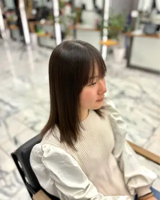 セミロング 美髪矯正🍀 似合わせカット渡邊のヘアスタイル