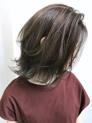 ミディアム カラー エクステ（レミー毛） NINEのヘアスタイル