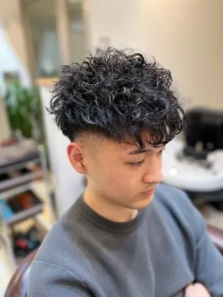 ショート パーマ Naya Takumaのヘアスタイル