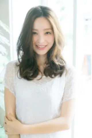 ミディアム セミロング moku所属・【mokuオーナー】 ちはるのヘアスタイル