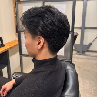 ショート メンズ 梅本 淑人のヘアスタイル