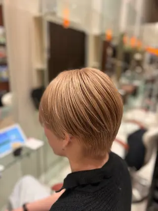 ショート 金井 郁弥のヘアスタイル