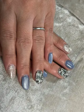 ネイル BSCoffret所属・Takagi tomokoのネイルデザイン