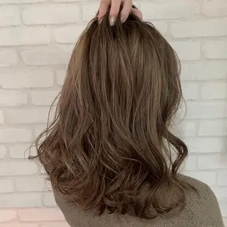 セミロング カラー 透け感カラー 顔周り/neneのヘアスタイル