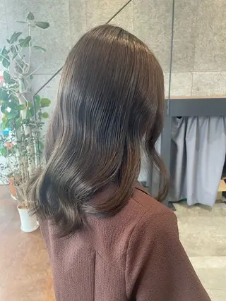 ロング カラー 🍋髪質改善× 透明感カラー ジュリのヘアスタイル