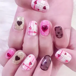 ネイル NOIROUGE所属・NOI ROUGEのネイルデザイン