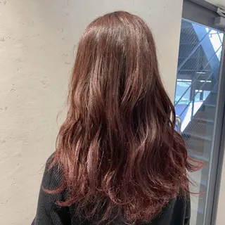 ロング カラー 外山 実咲のヘアスタイル