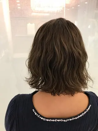 パーマ 赤み消し韓国ヘア レイヤー縮毛🤍渡邉のヘアスタイル