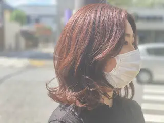 セミロング 佐々木 菜摘のヘアスタイル