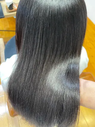 ショートヘア💫 ハイトーン西田拓馬のヘアスタイル